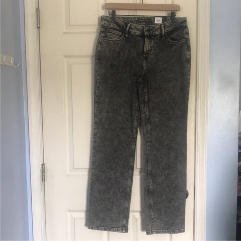 NWT Simply Vera Vera Wang Los Feliz Relaxed Straight Fit Jeans (Washed Black, 2)